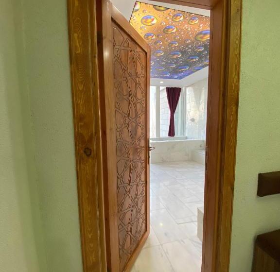 هتل Kirci Thermal & Spa