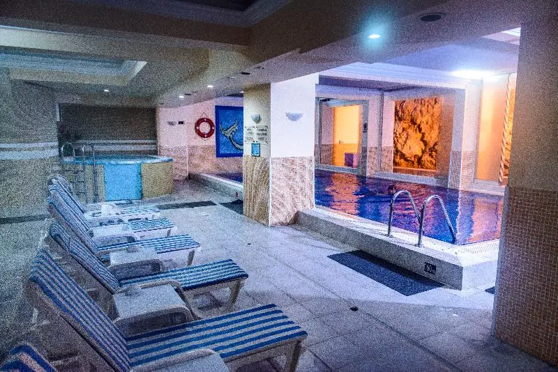 هتل Kirci Thermal & Spa