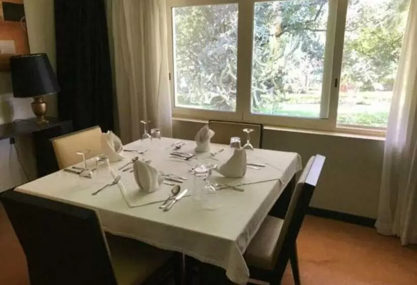 هتل Lake Victoria