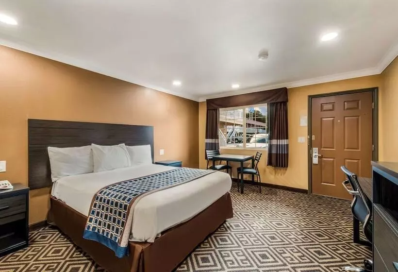 호텔 Americas Best Value Inn Ukiah