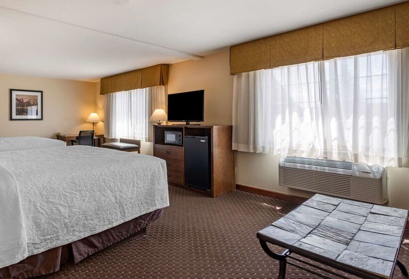 בית מלון כפרי Best Western Desert Inn