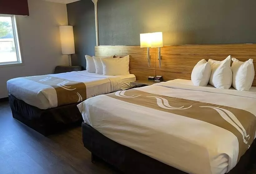 Szálloda Quality Inn Frontier At Us Hwy 30