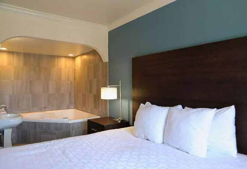 Best Western Innsuites Tucson Foothills Hotel & Suites