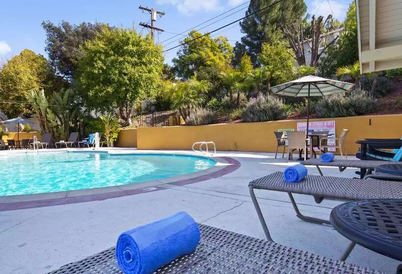 Отель Best Western Woodland Hills