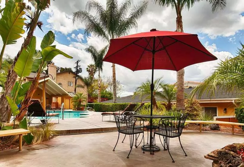 Отель Best Western Woodland Hills