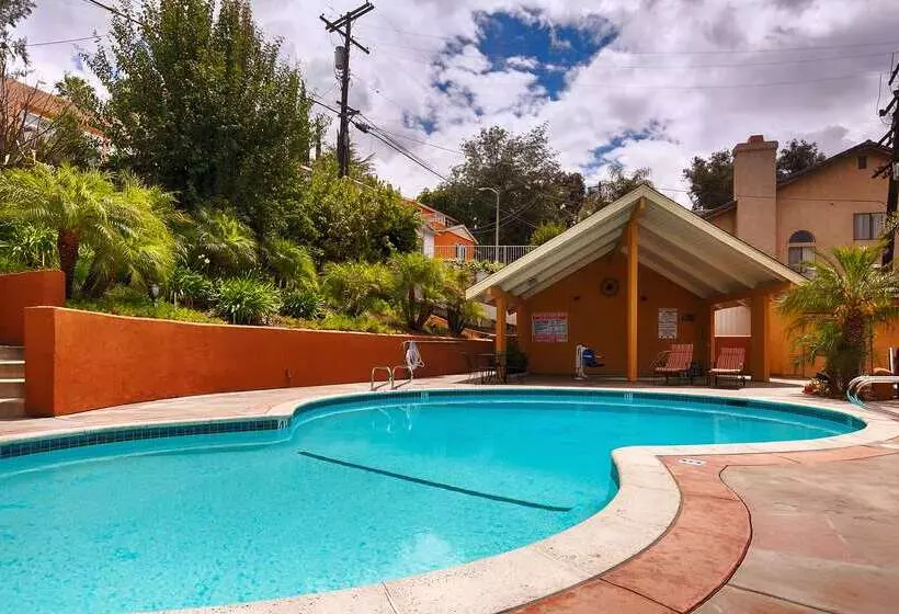 Отель Best Western Woodland Hills