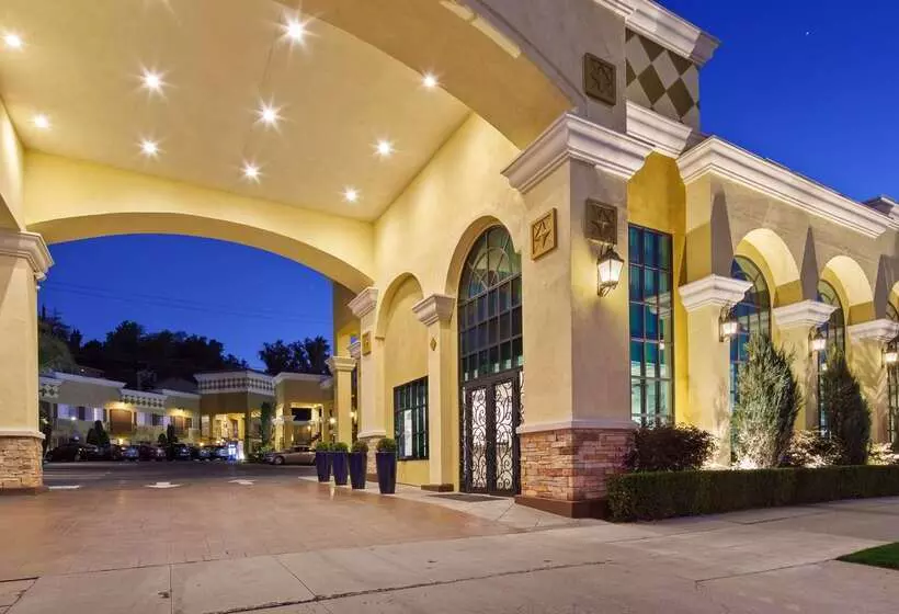 Отель Best Western Woodland Hills