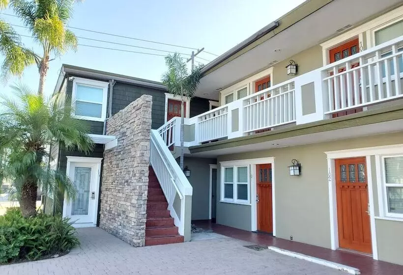 酒店 Coronado Island Inn