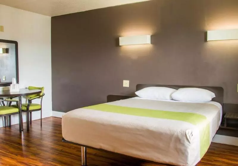 Szálloda Deluxe Inn San Antonio