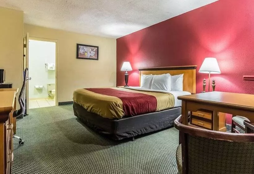 Отель Econo Lodge Whiteville