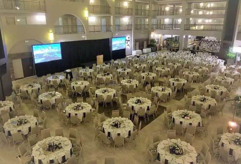 Otel Embassy Suites By Hilton Seattle North Lynnwood