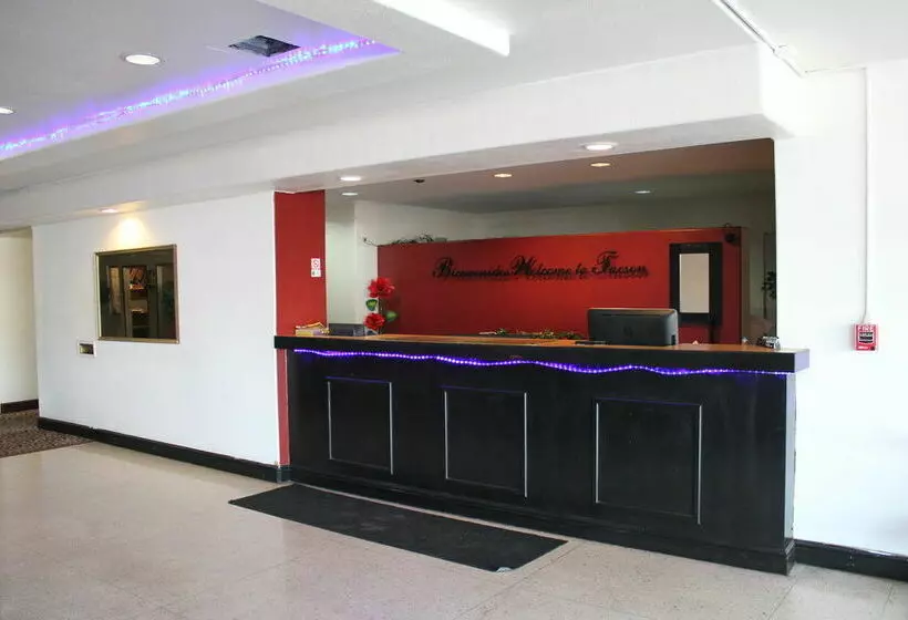 ホテル Executive Inn & Suites Of Tucson