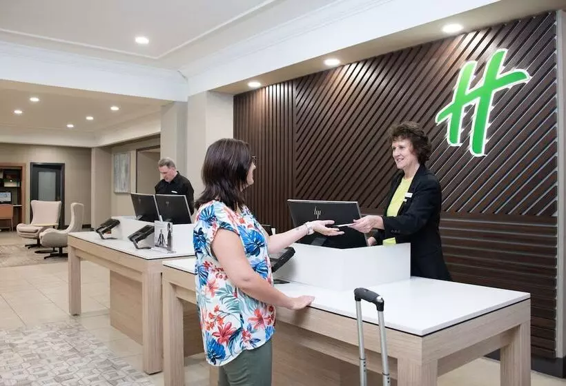 酒店 Holiday Inn & Suites Pittsfield Berkshires, An Ihg