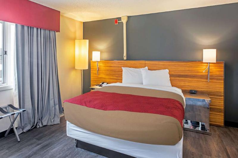 בית מלון כפרי Quality Inn Frontier At Us Hwy 30