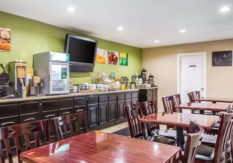 酒店 Quality Inn & Suites Thousand Oaks   Us101