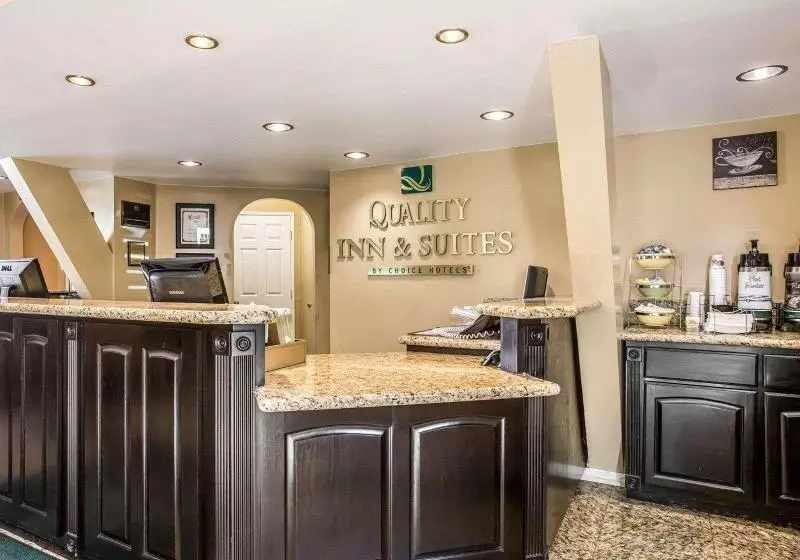 酒店 Quality Inn & Suites Thousand Oaks   Us101