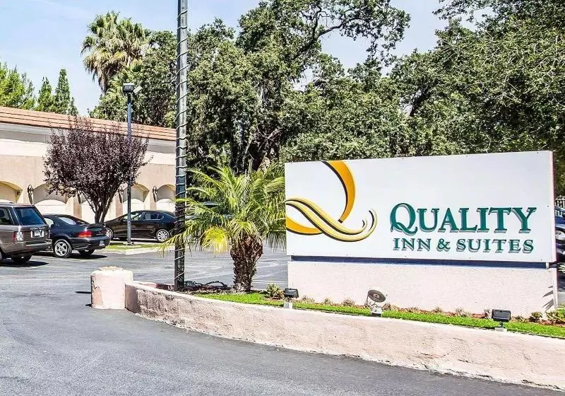 酒店 Quality Inn & Suites Thousand Oaks   Us101