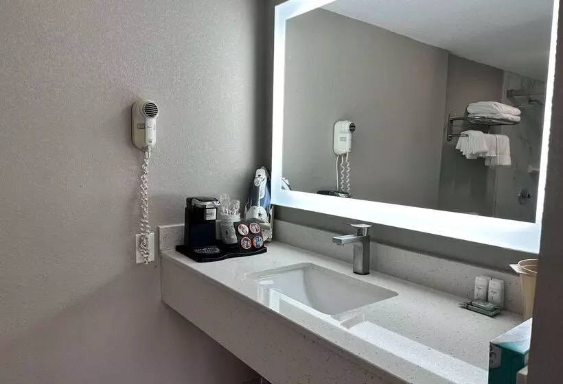 Otel Ramada By Wyndham Cocoa