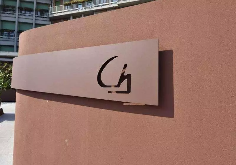 Found Hotel Carlton, Nob Hill