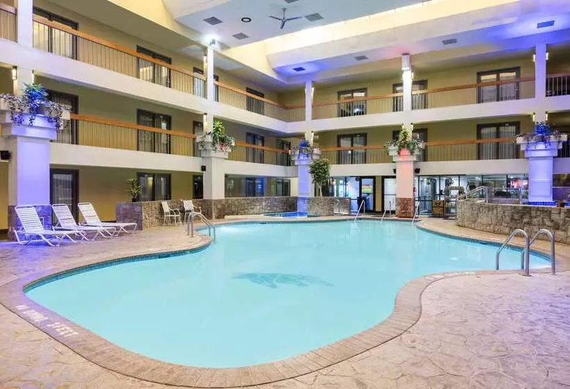 Hotel Baymont By Wyndham Shakopee