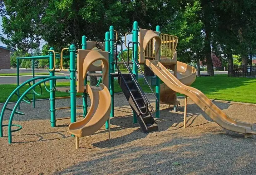 בית מלון כפרי Best Western Sunset Inn