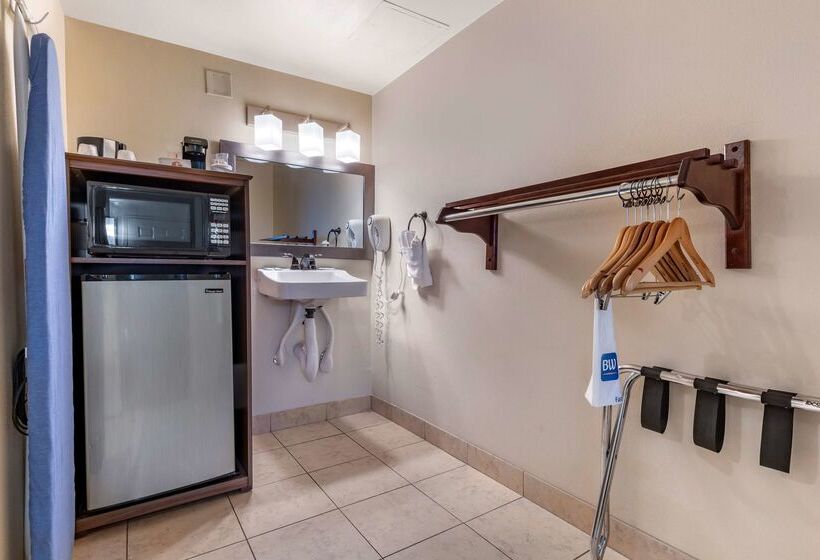 هتل Best Western Town House Lodge