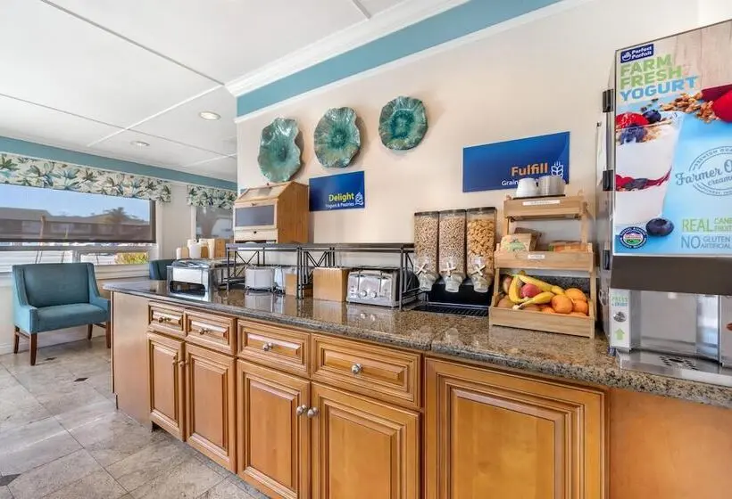 Hotelli Best Western Tradewinds