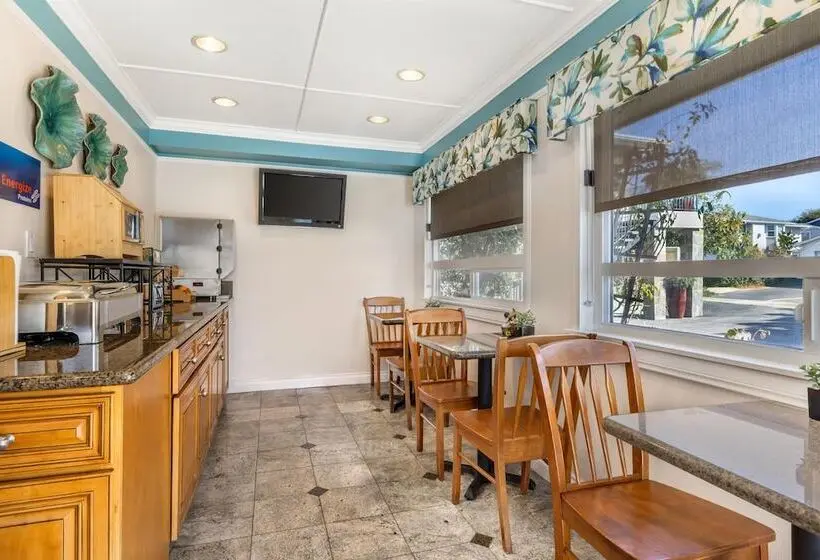 Hotelli Best Western Tradewinds