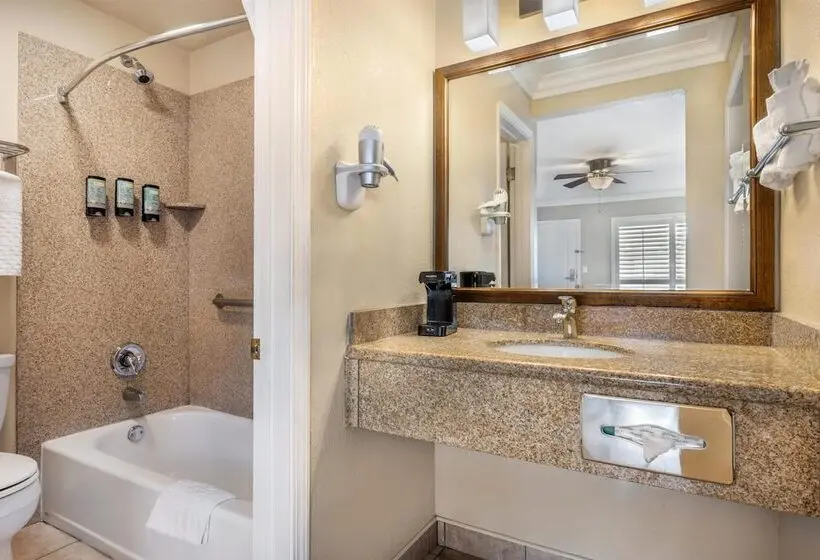 Hotelli Best Western Tradewinds
