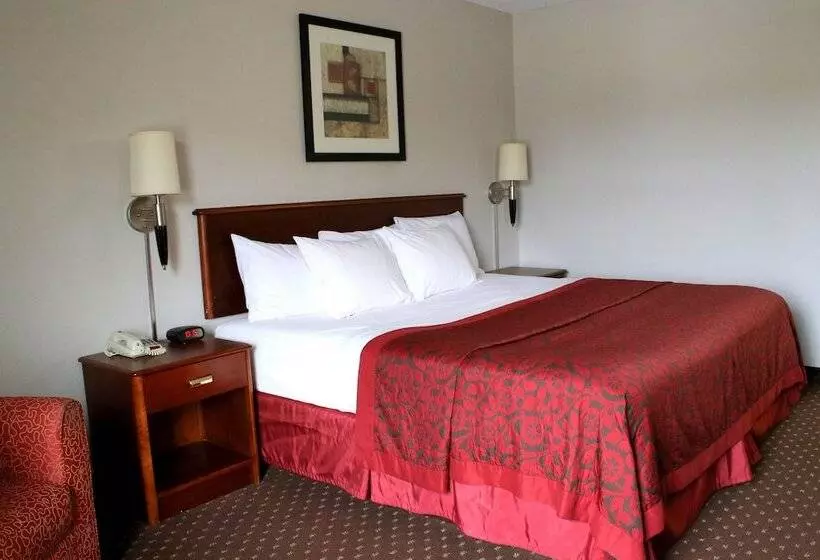 فندق Days Inn & Suites By Wyndham Bloomington/normal Il