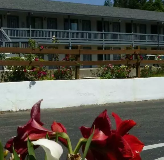 호텔 Gold Country Inn