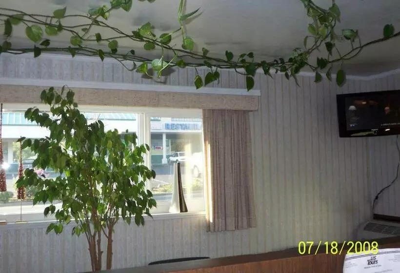 호텔 Gold Country Inn