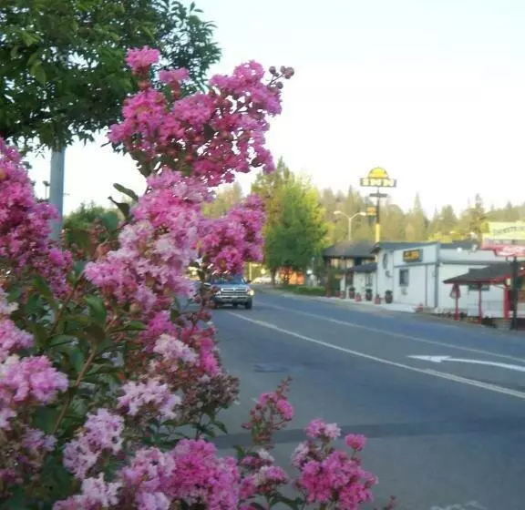 호텔 Gold Country Inn