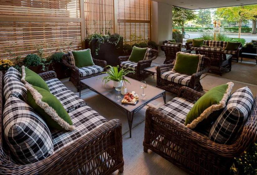 هتل Graduate By Hilton Ann Arbor