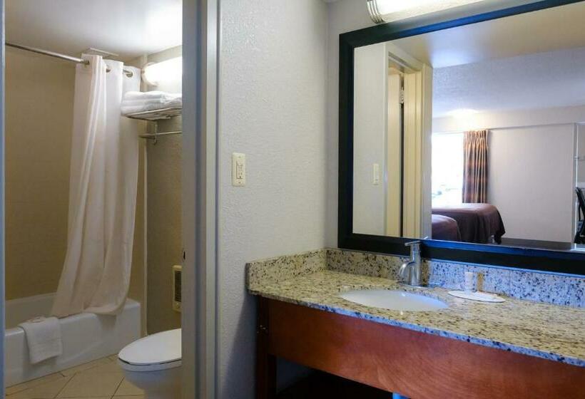 فندق Red Carpet Inn Washington Dc