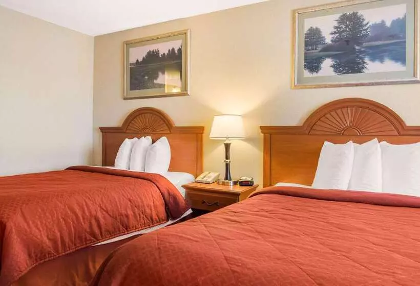 בית מלון כפרי Quality Inn At Bangor Mall