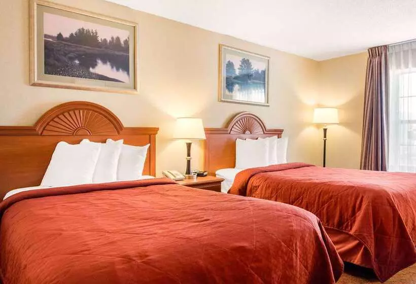 בית מלון כפרי Quality Inn At Bangor Mall