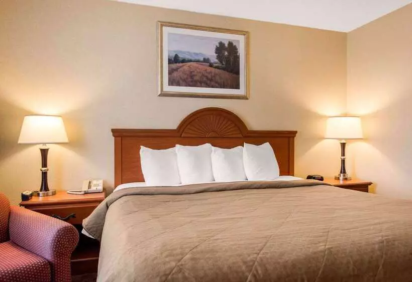 בית מלון כפרי Quality Inn At Bangor Mall