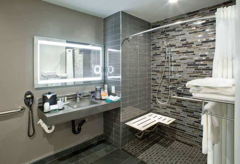 هتل Quality Inn Hayward