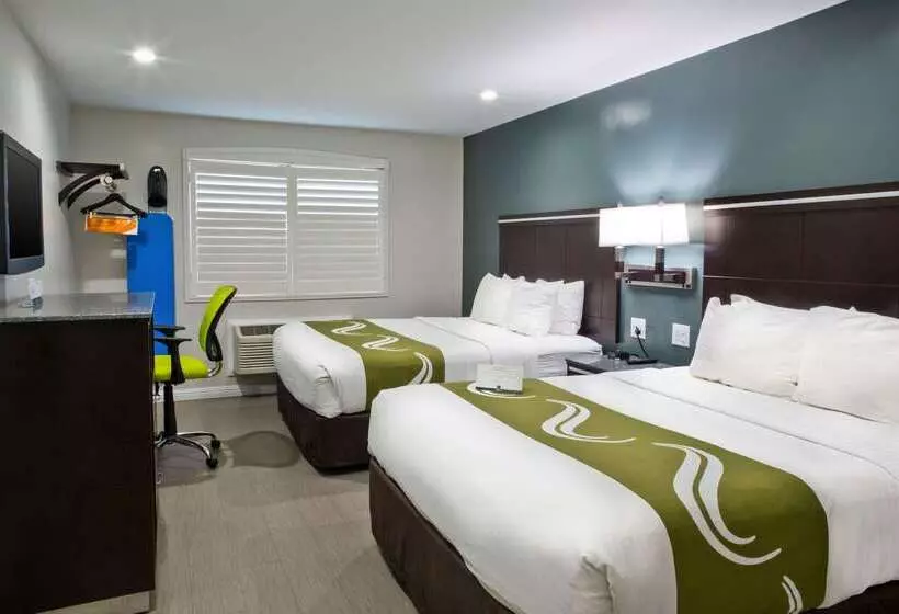 호텔 Quality Inn Hayward