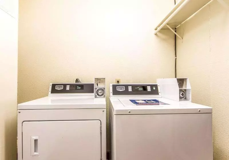Hotelli Quality Inn Hayward
