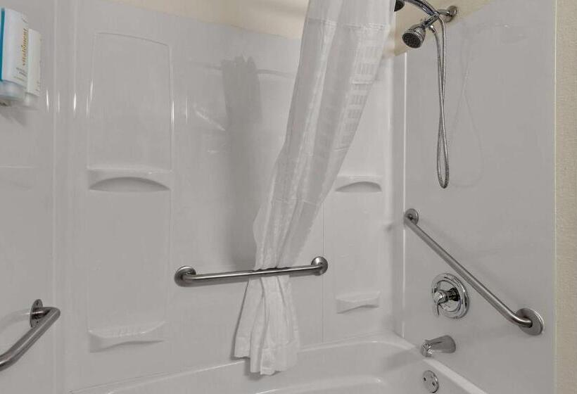 Szálloda Clarion Pointe Bloomington Normal Near I 55 And University