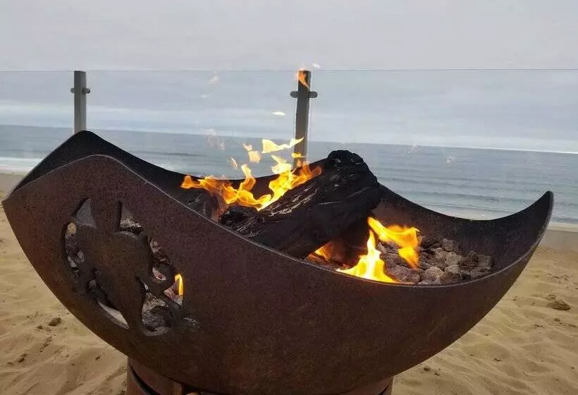 ホテル The Coho Oceanfront Lodge