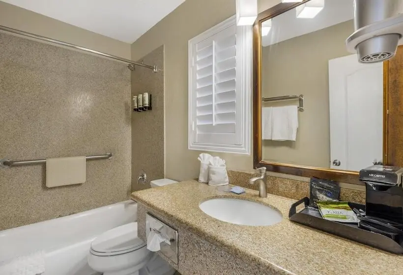 Hotelli Best Western Tradewinds