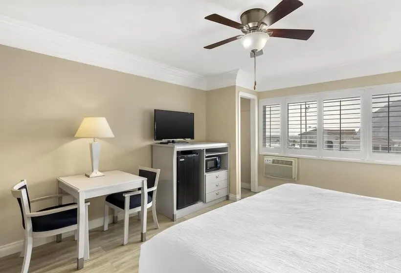 Hotelli Best Western Tradewinds