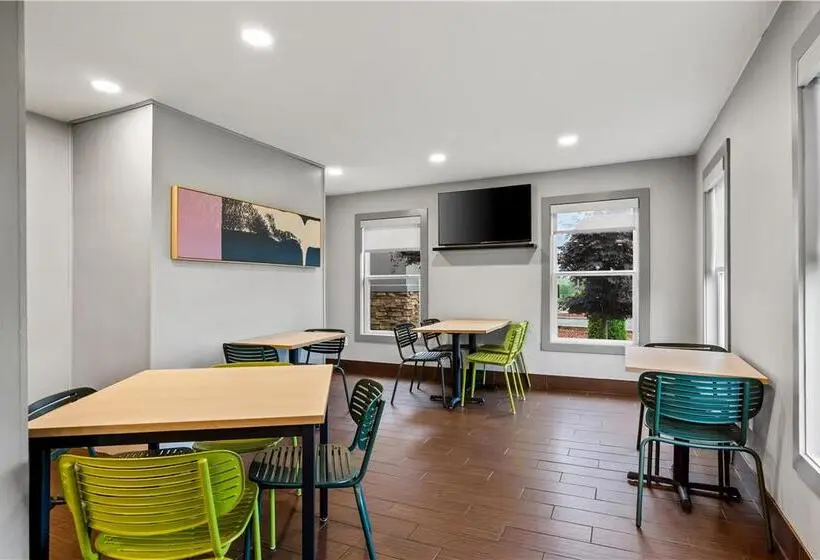 ホテル Comfort Inn Wytheville