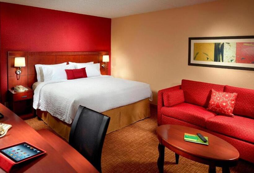 هتل Courtyard By Marriott Columbus