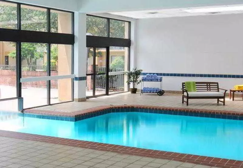 Otel Courtyard Dallas Las Colinas