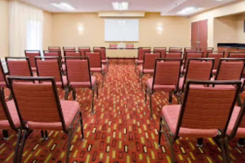 호텔 Courtyard By Marriott Huntsville University Drive