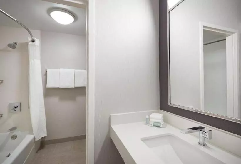 ホテル Courtyard Kansas City Overland Park/metcalf, South Of College Boulevard